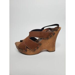 Donald J Pliner Lusa Strappy Suede Wooden Clog Platform Heels Leather Rivets Y2K